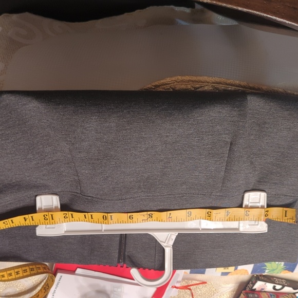 Mini skirts - Picture 6 of 8